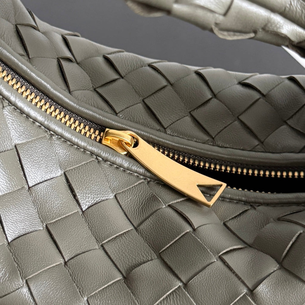 BOTTEGA VENETA 25S MINI JODIE 26 IN OLIVE GREEN CALFSKIN