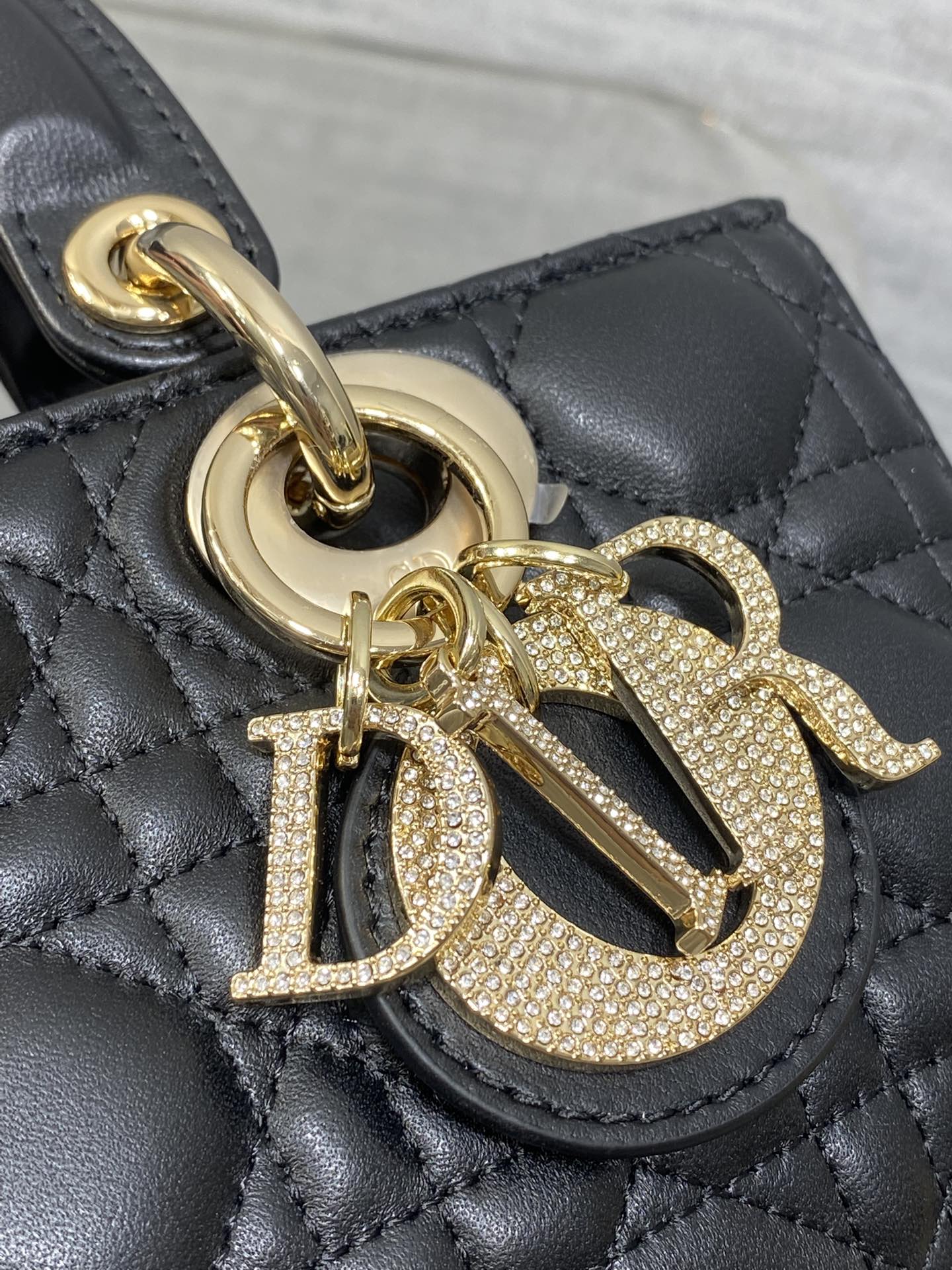 DIOR 25S SMALL LADY D‑JOY BAG 22 IN BLACK CALFSKIN GOLD HARDWRE
