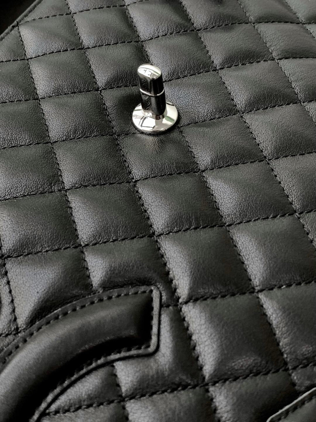 CHANEL CAMBON LARGE FLAP 25S 33 CM IN BLACK CALFSKIN WITH LOGO
