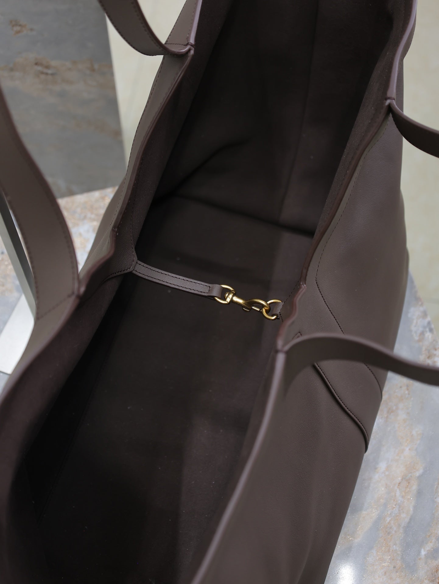 YSL 25S Y TOTE 50 IN PURPLE BROWN CALFSKIN GOLD HARDWRE